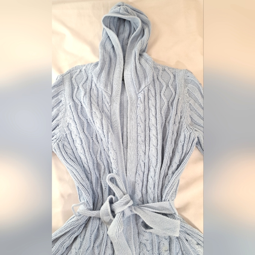 VENEZIA Jeans Co. Cableknit Belted Robe Cardigan Sweater with Hoodie - Picture 3 of 15